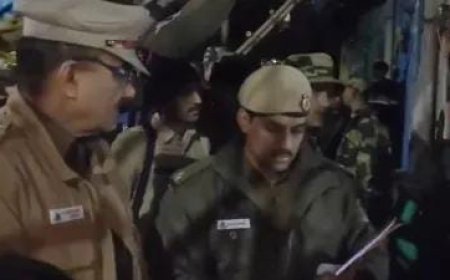 Delhi News: दिल्ली में अवैध बांग्लादेशियों के खिलाफ पुलिस ने चलाया अभियान, आधी रात जगह-जगह पर की चेकिंग। 