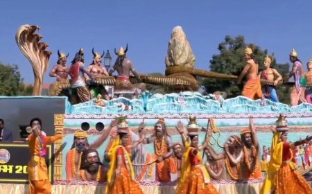 Maha Kumbh 2025: संस्कृत के श्लोकों से गूंजा गणतंत्र दिवस, महाकुम्भमय हो गया देश, कर्तव्य पथ पर महाकुम्भ (Maha Kumbh) की भव्यता देख दुनिया आश्चर्यचकित