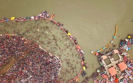 Maha Kumbh 2025: दो दिन में 3.3 करोड़ लोगों ने लगाई पावन डुबकी, अब तक 14.76 करोड़ से ज्यादा श्रद्धालुओं ने त्रिवेणी संगम में किया पावन स्नान