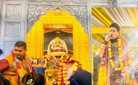 Hardoi News: श्री खाटू श्याम मंदिर तृतीय वार्षिकोत्सव के अवसर पर आयोजित हुआ भव्य संकीर्तन। 