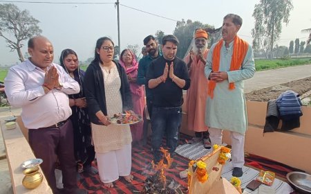 Shamli News: ब्रह्मलीन स्वामी धीरज दास महाराज की पांचवीं पुण्य तिथि पर यज्ञ का आयोजन