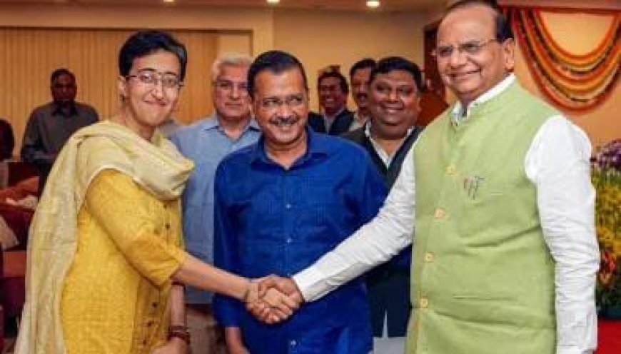 Dellhi News: धार्मिक स्थल तोड़े जाने के आदेश पर दिल्ली की मुख्यमंत्री ने जताई नाराजगी।