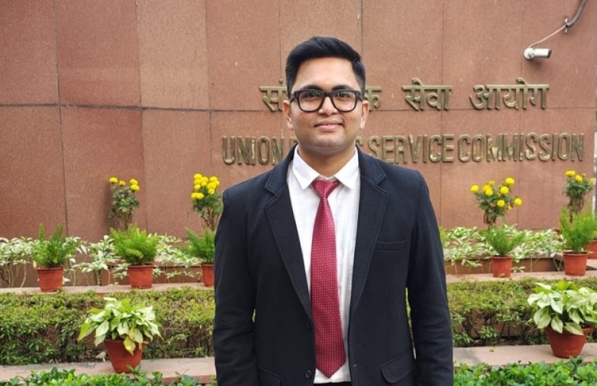 Mau News: यूपीएससी की परीक्षा पास कर फराज नोमानी ने जिले का नाम किया रोशन। 