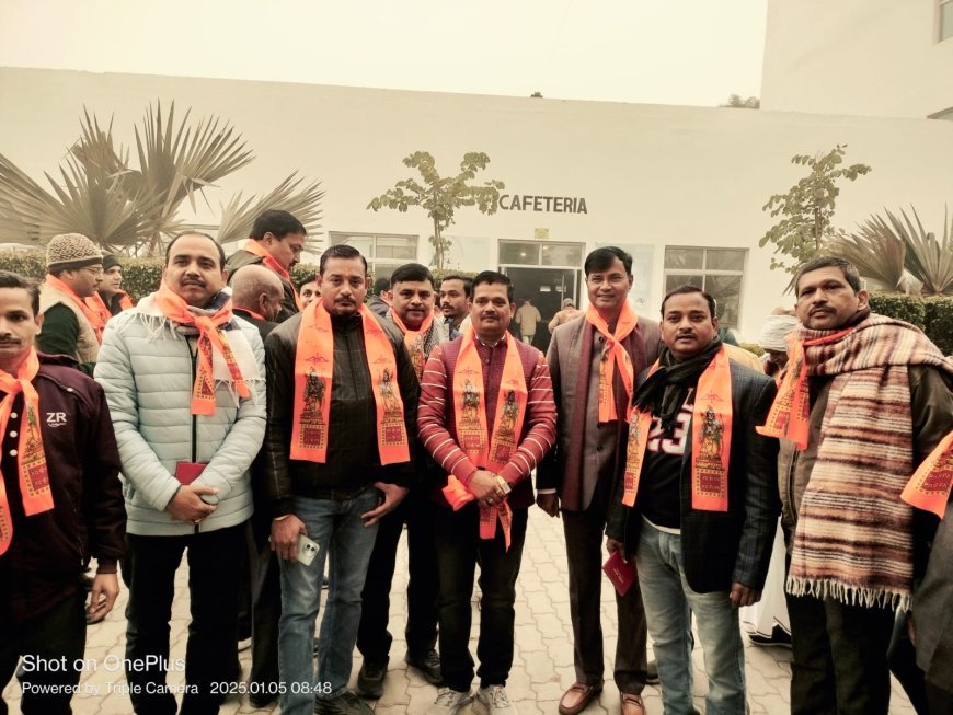 बीकेटी के अधिवक्ताओं को MLC पवन चौहान ने कराए रामलला के दर्शन