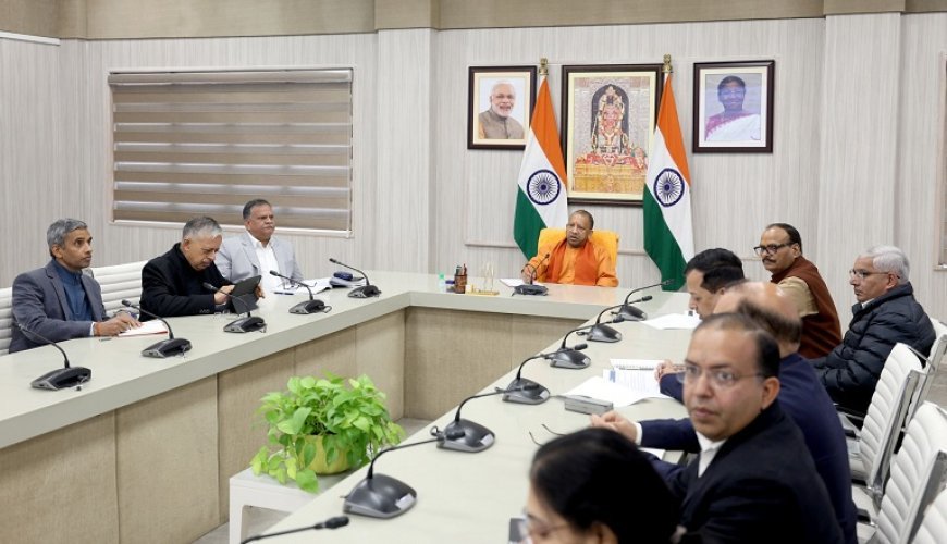 Maha Kumbh 2025: मुख्यमंत्री ने दिए निर्देश - जांच हो या दवाओं की उपलब्धता, सब कुछ हो चाक-चौबंद। 