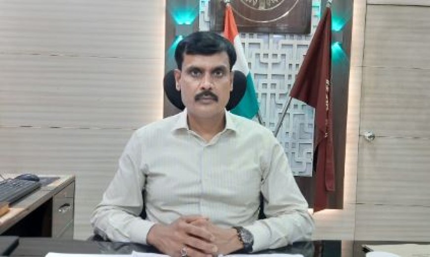 Hardoi News: 5.58 लाख से अधिक के भुगतान सहित कई अनियमितताएं मिलीं, DM के आदेश पर नोटिस जारी