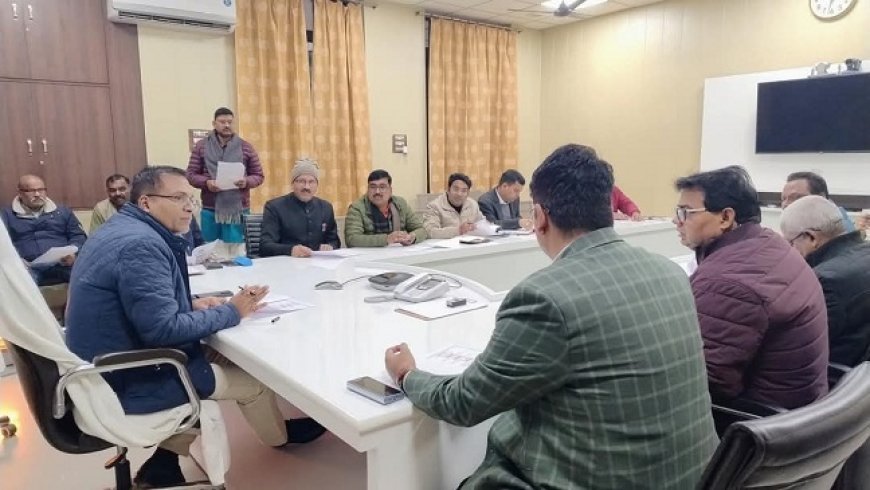 Shahjahanpur News: अमर बलिदानी ठा. रोशन सिंह का जन्मोत्सव मनाए जाने हेतु बैठक सम्पन्न। 