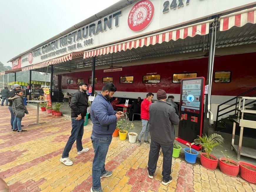 महाकुम्भ 2025: महाकुंभ क्षेत्र में मोबाइल डिस्चार्ज होने के बाद भी नहीं बाधित होगी मोबाइल संचार सेवा। 