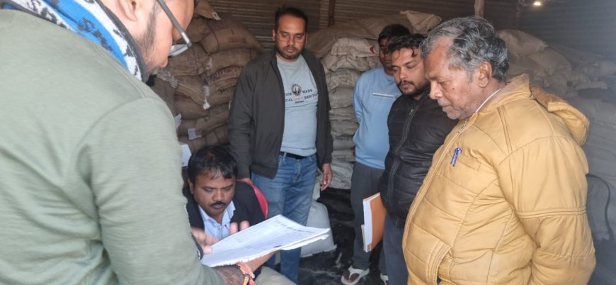 Maha Kumbh 2025: श्रद्धालुओं की सुविधा के लिए 25 हजार नए राशन कार्ड बनाए, 35 हजार से ज्यादा गैस सिलेंडर रिफिल कराए