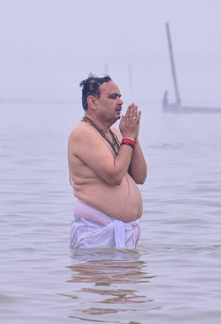 Maha Kumbh 2025: राजस्थान के CM भजनलाल शर्मा ने संगम में लगाई पावन डुबकी
