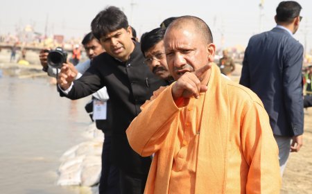 Maha Kumbh 2025: CM Yogi ने किया संगम नोज का स्थलीय निरीक्षण, पूरी घटना की ली जानकारी