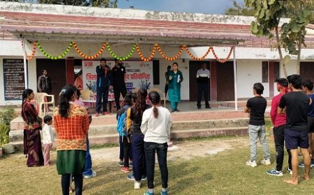 Hardoi News: जिला स्तरीय खेलकूद प्रतियोगिता के प्रथम दिवस पर बैडमिंटन, दौड़, कुश्ती, स्लो साइक्लिंग का आयोजन हुआ। 