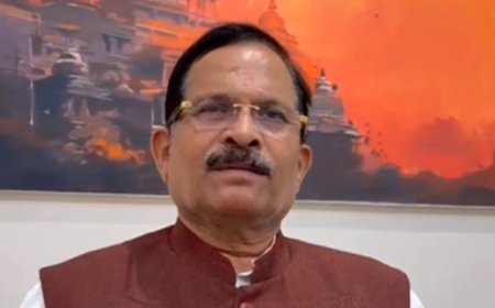 Maha Kumbh 2025: महाकुम्भ की दिव्यता-भव्यता देख अभिभूत हुए केंद्रीय मंत्री, बोले- जो व्यवस्था यहां बनाई गई है इसके लिए मोदी-योगी जी का बहुत बहुत आभार। 