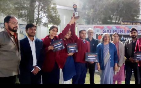 Uttrakhand News: जिला स्तरीय खगोल क्रांति स्पर्धा में सेंट मैरी ने  लहराया परचम