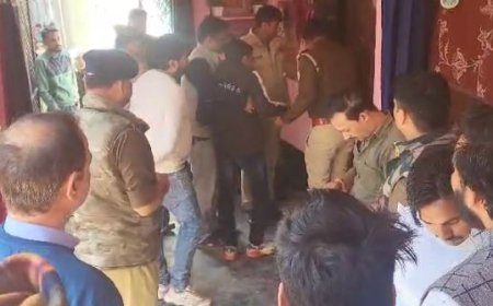 Bijnor Murder: युवक की बेरहमी से हत्या, शव को घर में ही छुपाने की कोशिश, अवैध संबंधों के शक में हत्या की आशंका