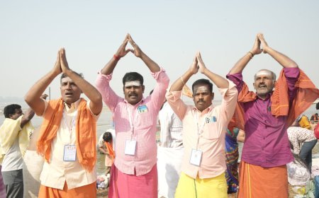 Maha Kumbh 2025: प्रयागराज (Prayagraj) महाकुम्भ (Maha Kumbh) पहुंचे काशी तमिल संगमम के प्रतिनिधि, आस्था के महा समागम के बने साक्षी