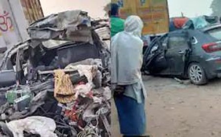 Bihar News: महाकुंभ से लौट रहे श्रद्धालुओं की कार ट्रक से टकराई, 6 की हुई मौत।