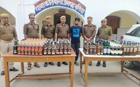 Ballia News: ब्रेजा कार और 292 बोतल अंग्रेजी शराब के साथ 01 शराब तस्कर गिरफ्तार। 
