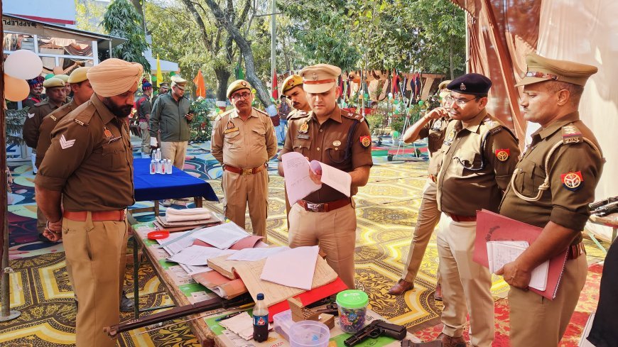 Hardoi News: SP ने कोतवाली देहात का वार्षिक निरीक्षण किया, दस्तावेजों से लेकर पुलिस व्यवस्था तक का जायजा लिया