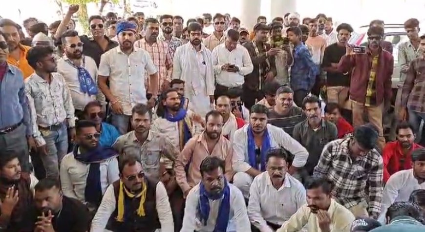 Madhya Pradesh News: SC समाज के युवा नेता भीमसेना प्रदेश प्रभारी पंकज अतुलकर पर झूठे आरोप, समर्थकों में रोष। 