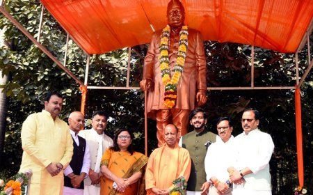 Gorakhpur News: सीएम योगी ने पंडित गोविंद बल्लभ पंत की पुण्यतिथि पर दी श्रद्धांजलि, स्मृतियों को किया नमन। 