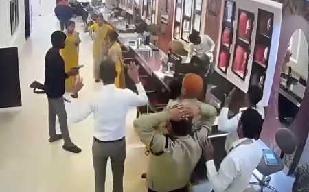 Bihar News: तनिष्क शोरूम में करोड़ों की चोरी, बेख़ौफ़ बदमाशों ने 20 मिनट में करीब 25 करोड़ से भी ज्यादा कीमत के गहने लूटे