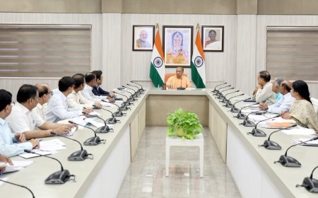 Lucknow News: CM ने कहा- PM अजय में महिलाओं को दें प्राथमिकता, इसे सीएम युवा और एमएसएमई से जोड़ें