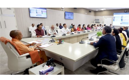 Lucknow News: हब स्पोक मॉडल पर KGMU, RMAL और SGPGI की टेलीमेडिसिन सेवा से सभी मेडिकल कॉलेज जोड़ें: CM