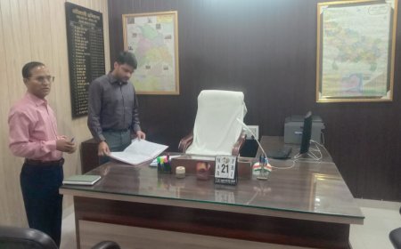 Lakhimpur Kheri News: CDO के निरीक्षण में ईई समेत 09 कार्मिक मिले गायब, नोटिस जारी, CDO की दो टूक, लेटलतीफ आने वाले अफसरो, कर्मचारियों पर होगी कड़ी कार्रवाई