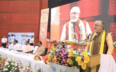 Lucknow News: सुरेश कुमार खन्ना प्रदेश सरकार के 08 वर्ष पूरे होने के उपलक्ष्य में आयोजित कार्यक्रम में हुए शामिल। 