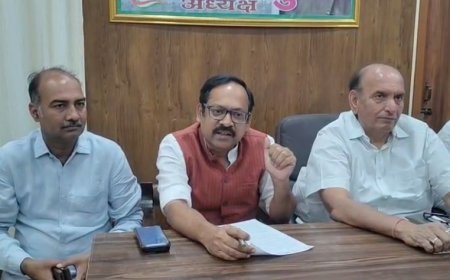 Kanpur News: कांग्रेस प्रवक्ता मनीष हिंदवी का हमला, बोले – 'योगी सरकार के आठ साल सिर्फ़ दिखावा'। 