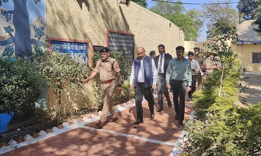Hardoi News: जिला जज, जिलाधिकारी व पुलिस अधीक्षक ने किया जिला कारागार का संयुक्त निरीक्षण। 