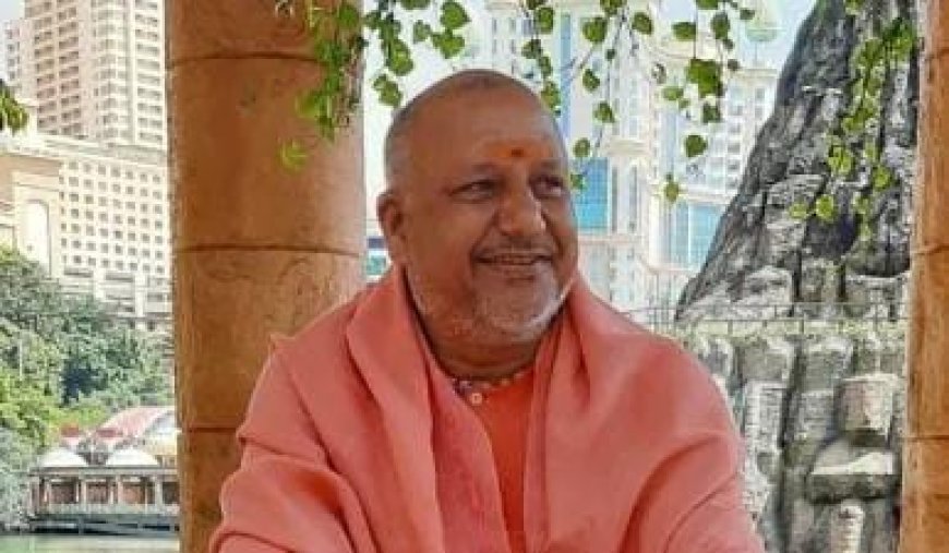 UP News: मुगलों को लेकर महामंडलेश्वर ने दिया बयान- जिस देश से ये आए थे वहीं पर उनकी कब्र को पटक देना चाहिए। 