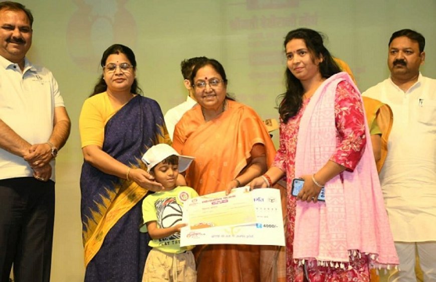 Lucknow News: उत्तर प्रदेश- 'देश का ग्रोथ इंजन' थीम पर आधारित रहा त्रिदिवसीय विकास उत्सव, प्रभारी मंत्री ने केंद्र व प्रदेश सरकार की गिनाई उपलब्धियां। 