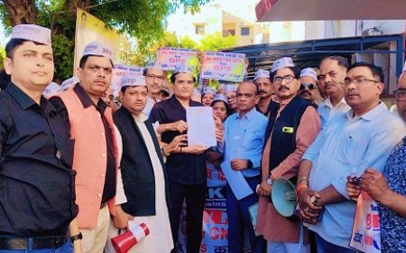 Kanpur News: अटेवा NMOPS ने NPS व UPS के खिलाफ फूंका बिगुल, मनाया काला दिवस। 