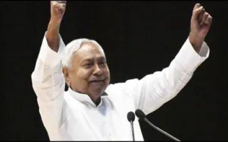 वक़्फ़ का समर्थन करना नीतीश को पढ़ रहा महंगा, 5 नेताओं के बाद 15 मुस्लिम पदाधिकारी ने पार्टी से दिया इस्तीफा। 