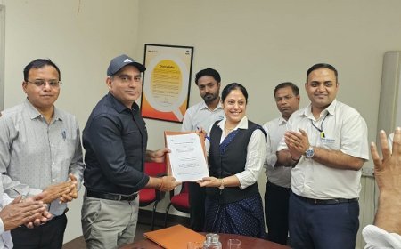 Lucknow News: टाटा मोटर्स और आईटीआई अलीगंज के बीच ड्यूल सिस्टम ऑफ ट्रेनिंग के लिए MOU पर हस्ताक्षर। 