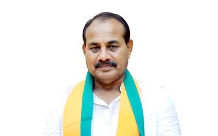 Lucknow News: योगी सरकार की जीरो टॉलरेंस नीति के तहत वाराणसी जेल में बड़ी कार्रवाई, तीन अधिकारी निलंबित