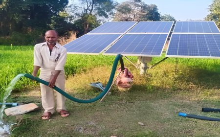 Lucknow News: बुंदेलखंड में पानी के साथ साथ हो रही  ‘बिजली की खेती’,  खेत तालाब योजना और सौर ऊर्जा के जरिये साकार होगा यह सपना