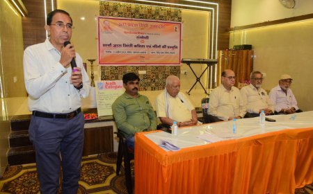 Lucknow News: सिंधी भाषा दिवस पर सम्पन्न हुयी संगोष्ठी, छात्रों ने प्रस्तुत की सिंधी गीत एवं कवितायें