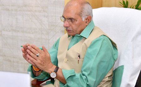 Lucknow News: भूसा संग्रहण हेतु 15 अप्रैल से प्रारंभ है विशेष अभियान, जनप्रतिनिधियों एवं दानदाताओं का लिया जाए सहयोग। 