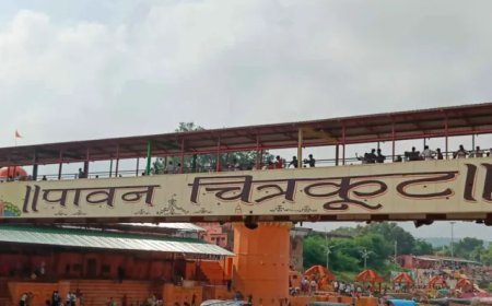 Lucknow News: विकास की रोशनी से रौशन हो रहा श्रीराम का प्रिय चित्रकूट- काशी, अयोध्या के बाद धर्मस्थल के रूप में बढ़ा चित्रकूट का क्रेज। 