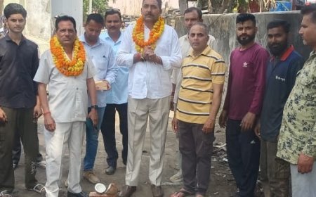 Uttarakhand News: चेयरमैन गित्ते ने गाँधीनगर में किया टाईल्स रोड का शिलान्यास। 