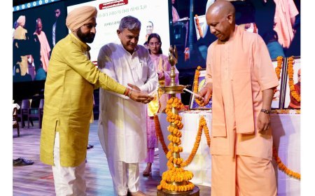 Lucknow News: कुछ मिशनरी और वामपंथी कर रहे थे जनजातीय समाज का ब्रेनवॉश : योगी (Yogi)