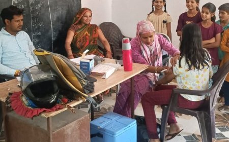 Hardoi News: प्राथमिक विद्यालयों में चलाया जा रहा टिटनेस डिप्थीरिया का टीकाकरण अभियान, 10 से 16 वर्ष के बच्चों को मिल रहा लाभ। 