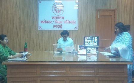 Hardoi News: जिलाधिकारी ने की गेहूँ क्रय के सम्बन्ध में बैठक, दिए आवश्यक दिशा- निर्देश। 