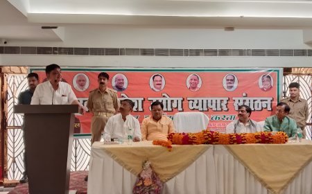 Lucknow News: नरेश अग्रवाल ने उद्योग व्यापार संगठन की बैठक में पहलगाम में हुए आतंकी हमले की निन्दा कर पीड़ितों के प्रति संवेदना व्यक्त की