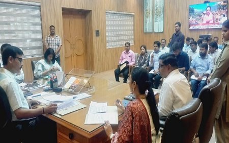 Hardoi News: वंदन योजना के सम्बन्ध में हुई बैठक, दिये आवश्यक दिशा-निर्देश। 