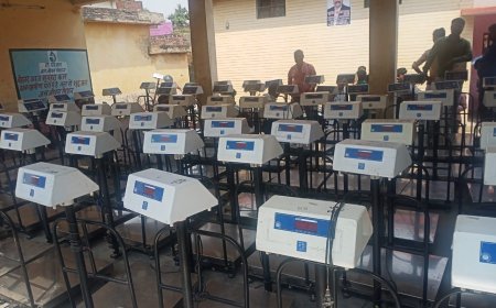 Sitapur News: पूर्ति निरीक्षक मिश्रित द्वारा कांटो का कराया गया प्रमाणीकरण