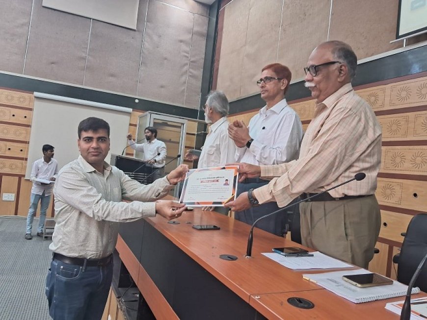 Lucknow News: रेरा एजेन्टस का चार दिवसीय प्रशिक्षण संपन्न- अध्यक्ष रेरा ने सफल प्रशिक्षणर्थियों को प्रमाण पत्र वितरित किये। 